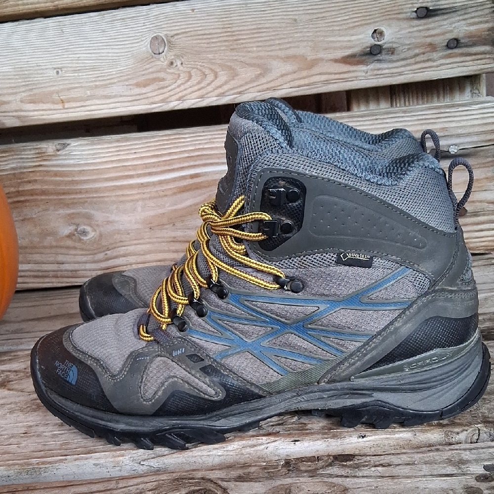 The North Face Men's Gray and Yellow Athletic Shoes - Picture 4 of 14